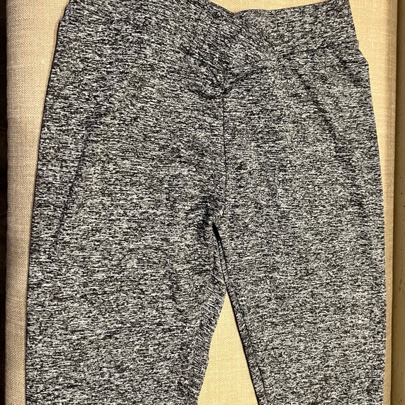 Scrunch Booty Boost push up leggings! Classic gray - Picture 6 of 7